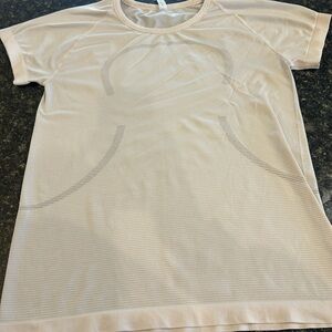 lululemon athletica Cream Short Sleeve Tee